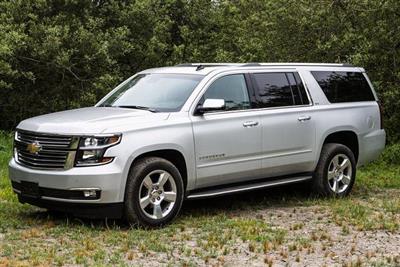 Chevrolet Suburban OR Ford Expedition XLT
